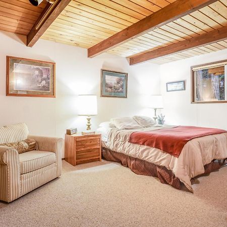 The Chalet On Lopez Islandale Bagian luar foto